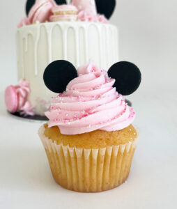 Minnie Mouse-Inspired Cupcake