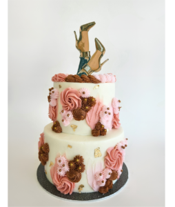 Chic Cheeky Cake two tiered | Image | Oh My Cake | Bakery in Fourways South Africa | Cakes | Macarons | Cupcakes